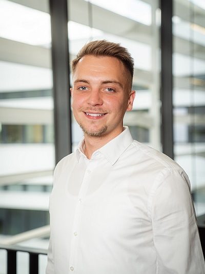 Jonas Hengstenbeck Gründer des E-Commerce Service Portrait des E-Commerce Dienstleisters Jonas Hengstenbeck